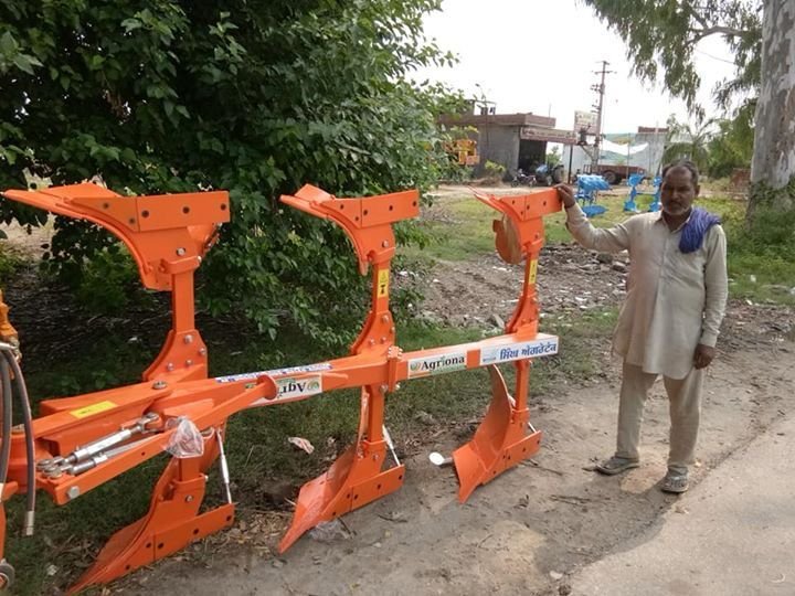 Light Weight Hydraulic Plough